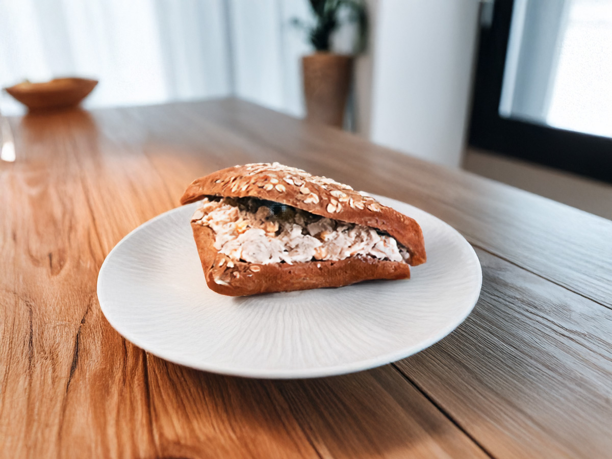 Pollo Panini Tavuklu Sandviç