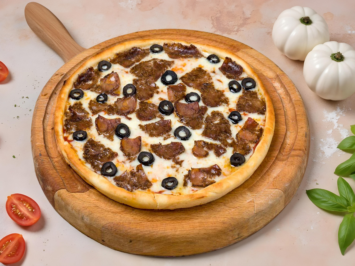 Kavurmalı Pizza